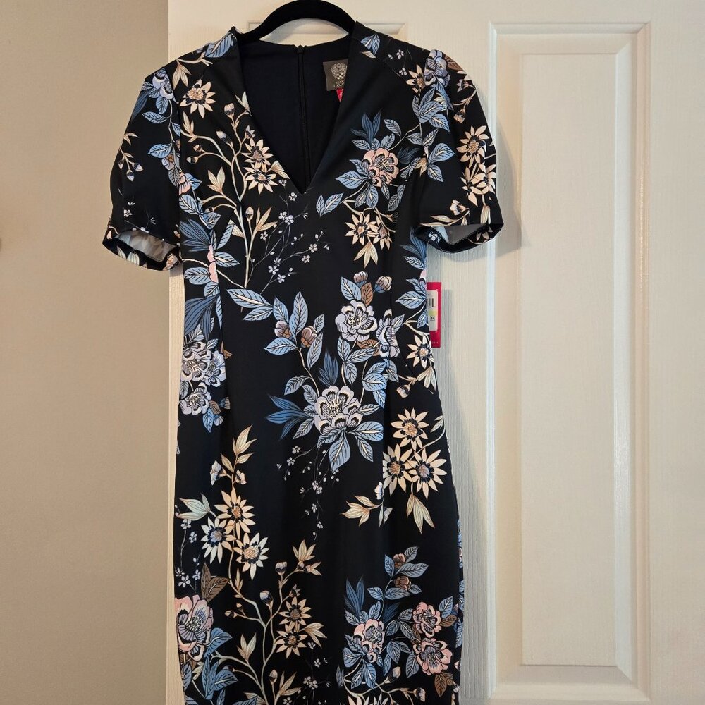 Womens NWT Vince Camuto Size 4 Navy Blue Floral Sheath Vneck dress